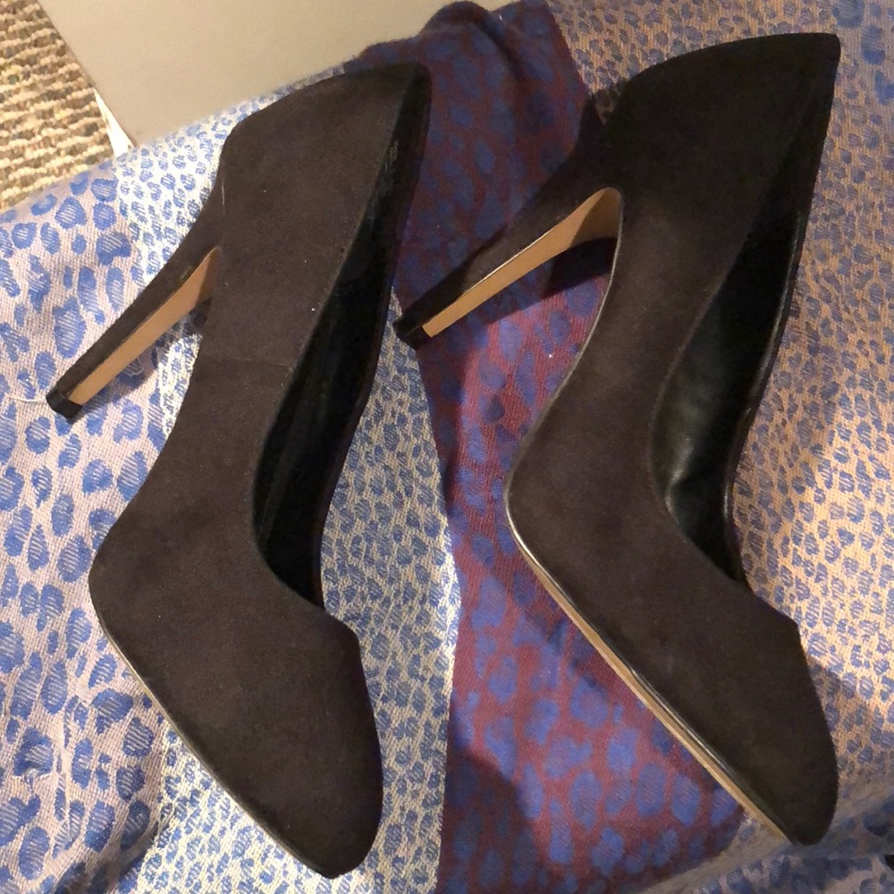 Rock Republic black suede shoe 9